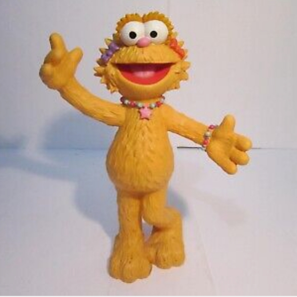 Sesame street Zoe garden statue